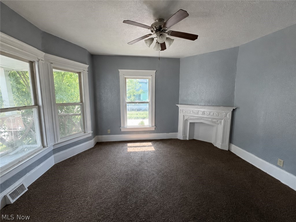 2092 W 95th Street Cleveland OH 44102