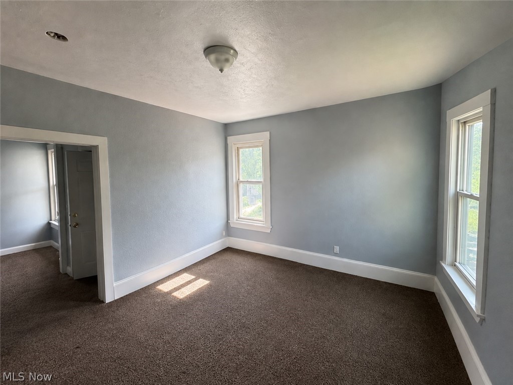 2092 W 95th Street Cleveland OH 44102