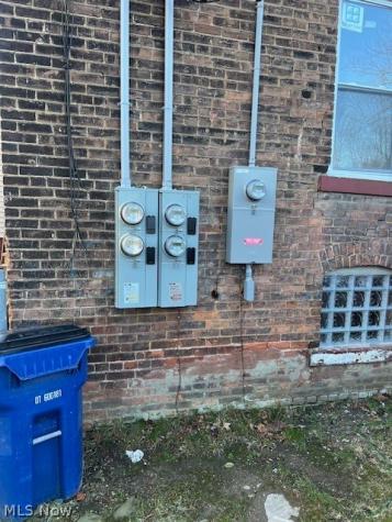 513 E 117 Street Cleveland OH 44108