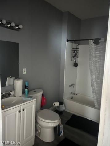 513 E 117 Street Cleveland OH 44108