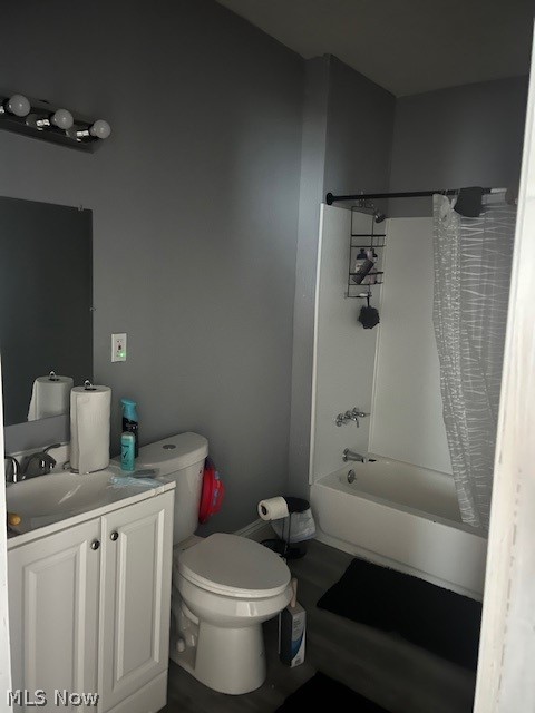 513 E 117 Street Cleveland OH 44108