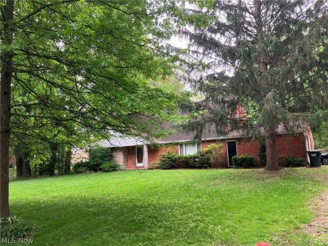 5840-42 Pawnee Street NW North Canton OH 44720