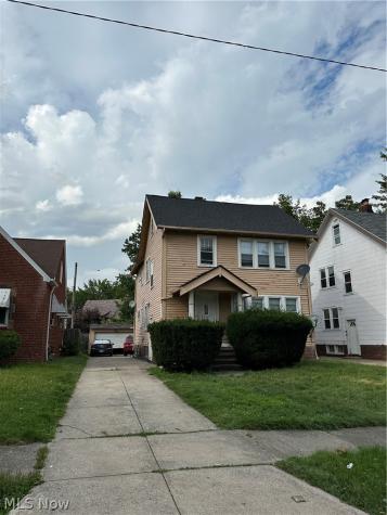 11219 Langton Avenue Garfield Heights OH 44125