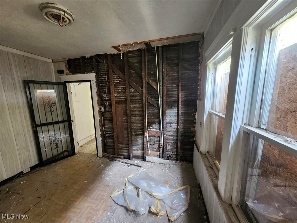 12501 Locke Avenue Cleveland OH 44108