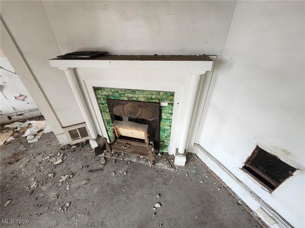 12501 Locke Avenue Cleveland OH 44108