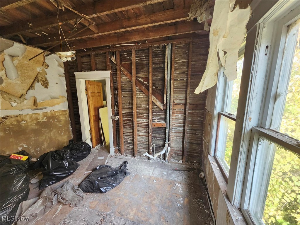 12501 Locke Avenue Cleveland OH 44108