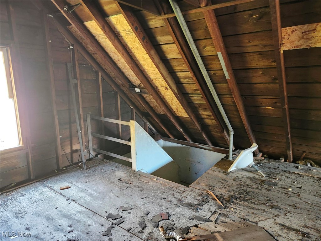 12501 Locke Avenue Cleveland OH 44108