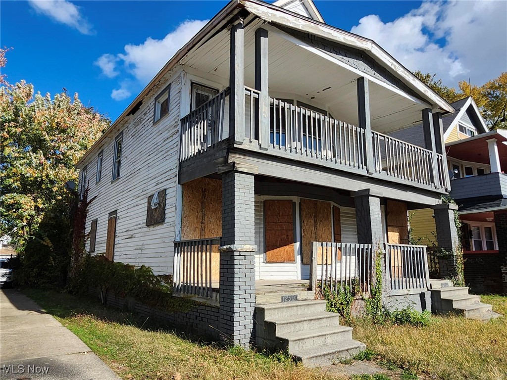 12501 Locke Avenue Cleveland OH 44108