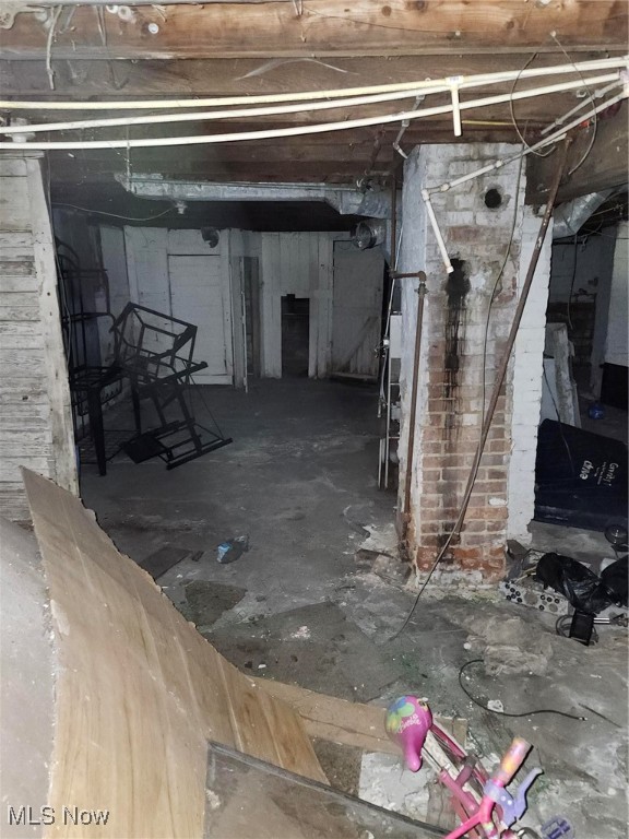 12501 Locke Avenue Cleveland OH 44108