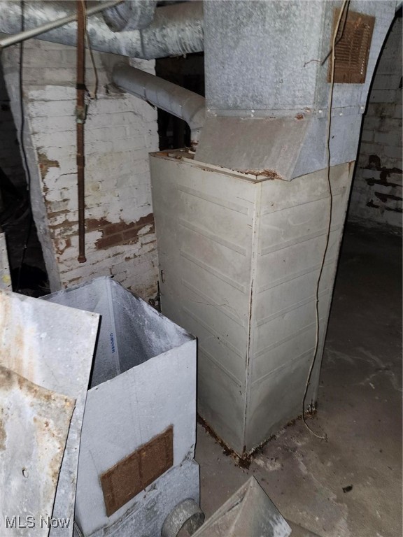 12501 Locke Avenue Cleveland OH 44108