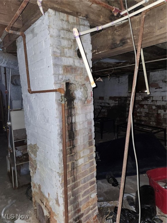 12501 Locke Avenue Cleveland OH 44108