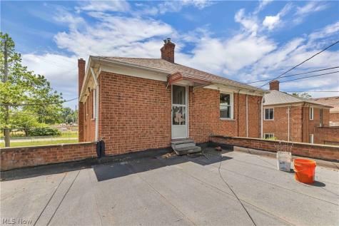14326 Lakewood Heights Boulevard Lakewood OH 44107