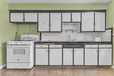 14326 Lakewood Heights Boulevard Lakewood OH 44107