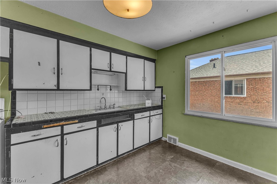 14326 Lakewood Heights Boulevard Lakewood OH 44107