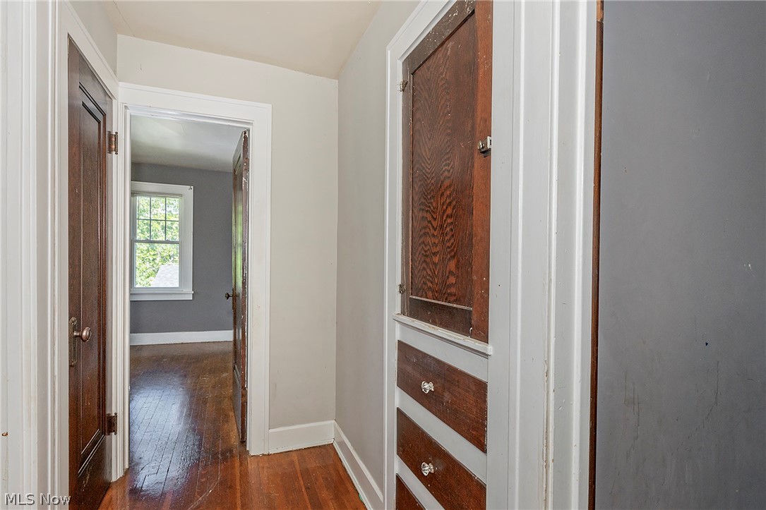 3571 Strathavon Road Shaker Heights OH 44120