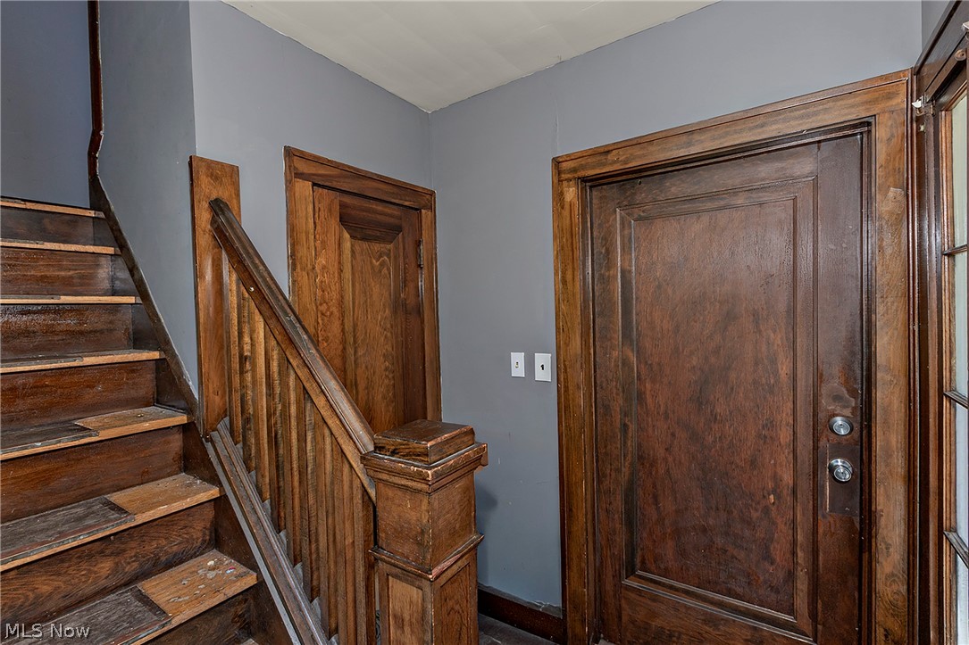 3571 Strathavon Road Shaker Heights OH 44120