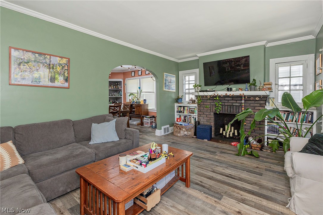 3571 Strathavon Road Shaker Heights OH 44120