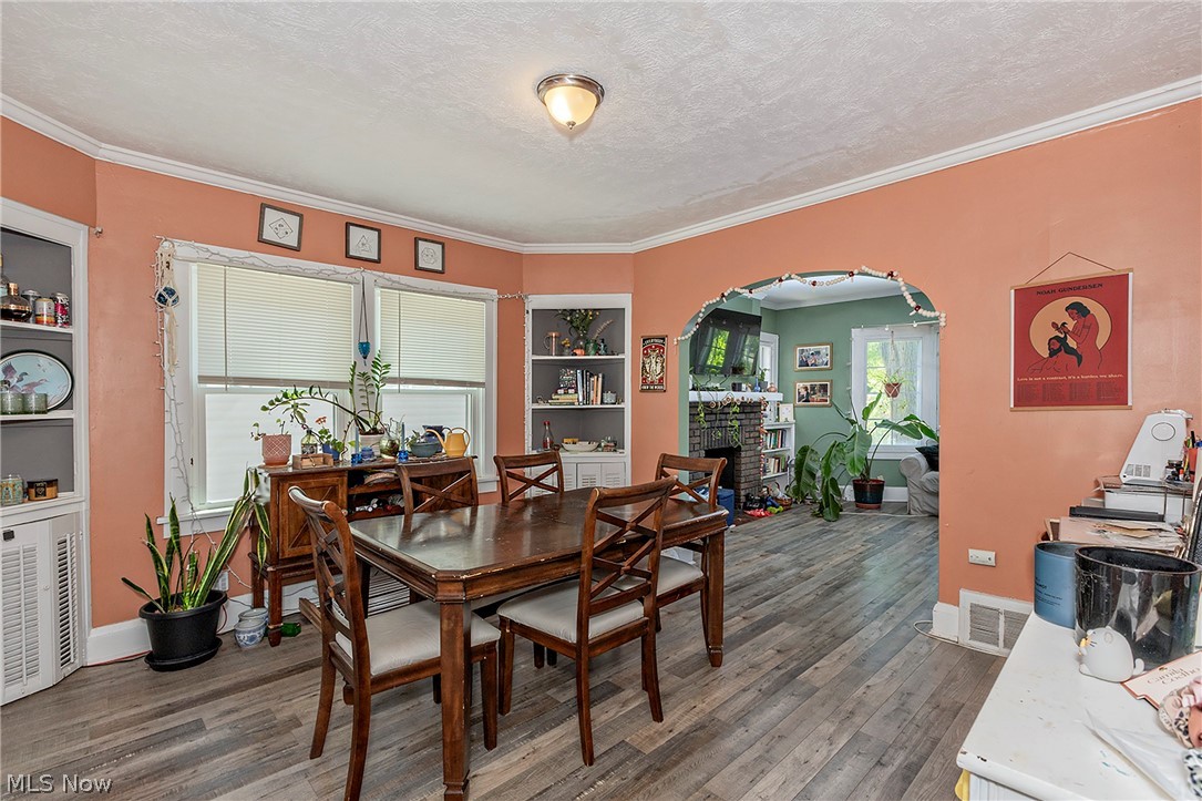 3571 Strathavon Road Shaker Heights OH 44120