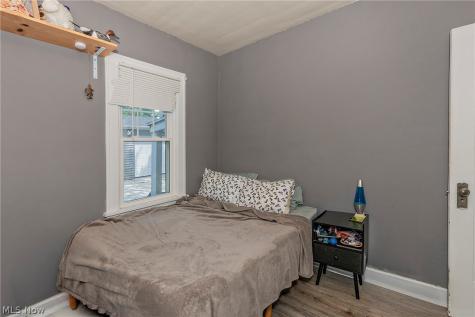 3571 Strathavon Road Shaker Heights OH 44120