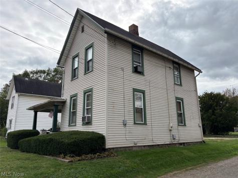 435 Hazlett Avenue NW Canton OH 44708