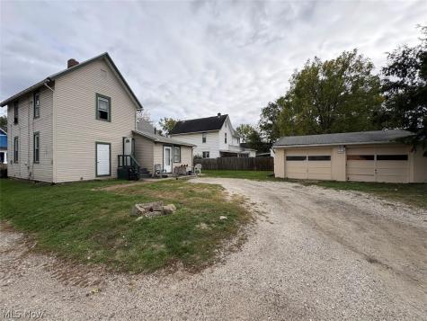 435 Hazlett Avenue NW Canton OH 44708