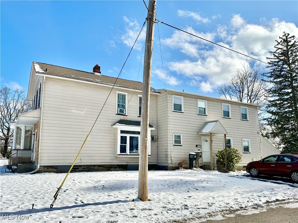 1132 Woodland Avenue NE Warren OH 44483