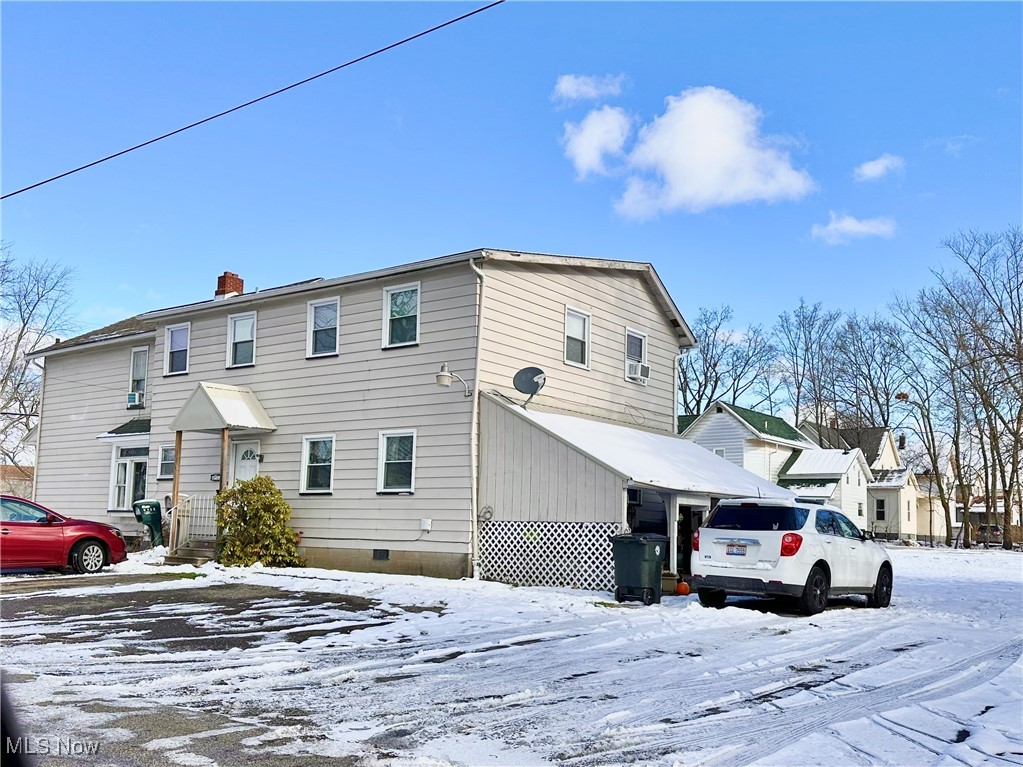 1132 Woodland Avenue NE Warren OH 44483