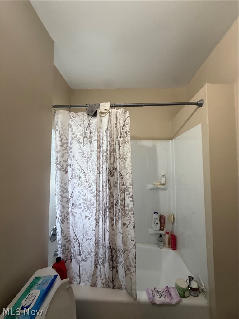 3217 Sycamore Road Cleveland Heights OH 44118