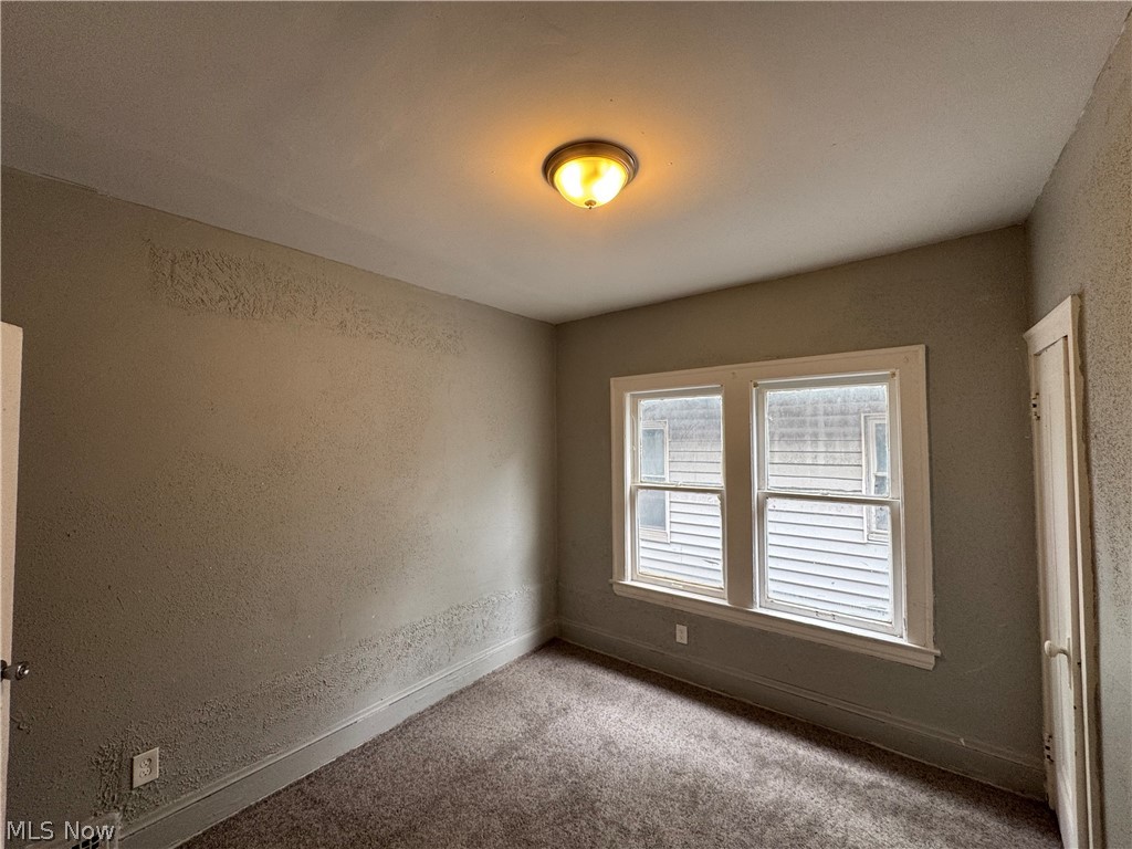 915 Eddy Road Cleveland OH 44108