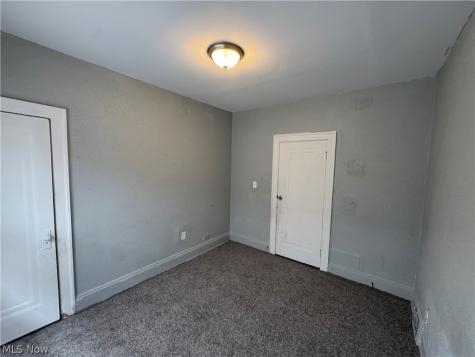 915 Eddy Road Cleveland OH 44108