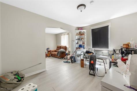 414 E 222nd Street Euclid OH 44123