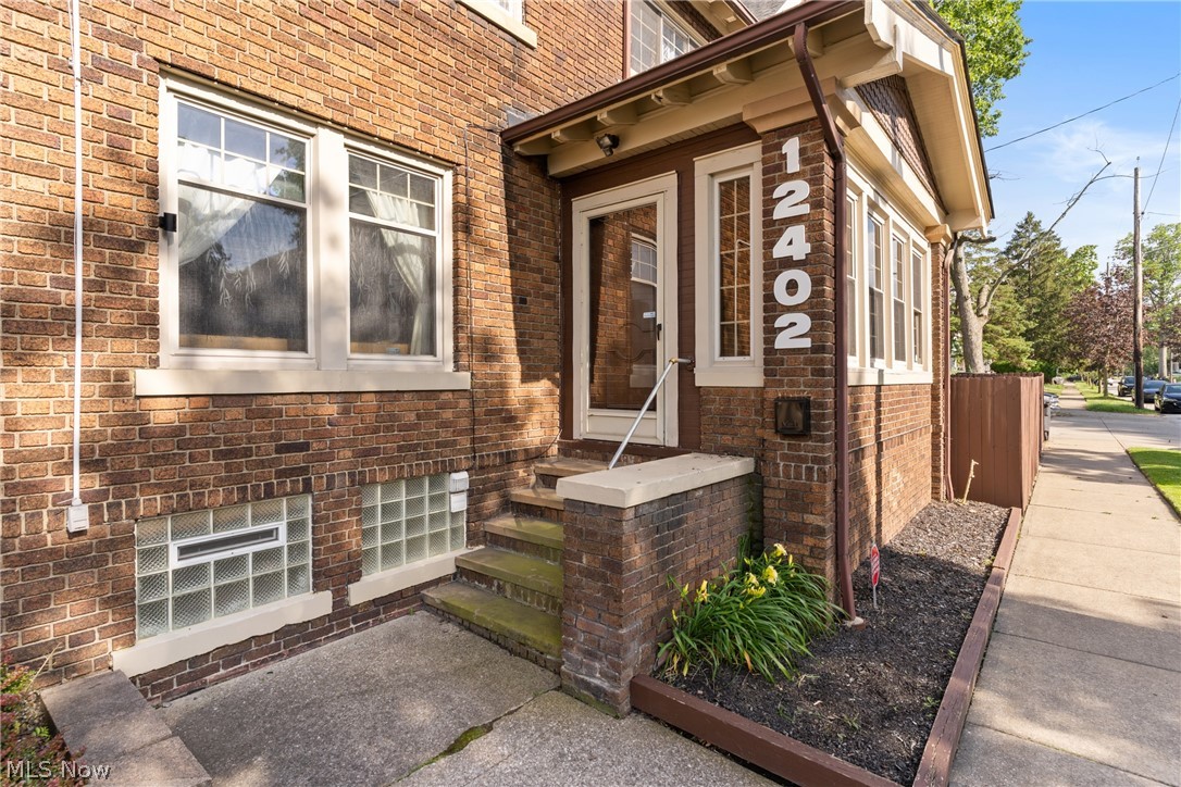 12404 Larchmere Boulevard Cleveland OH 44120