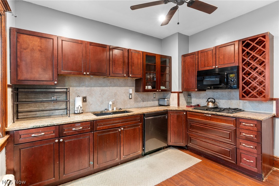 12404 Larchmere Boulevard Cleveland OH 44120