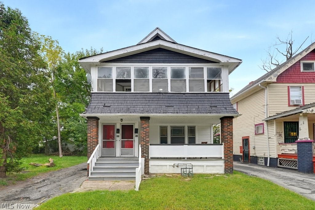882 E 131st Street Cleveland OH 44108