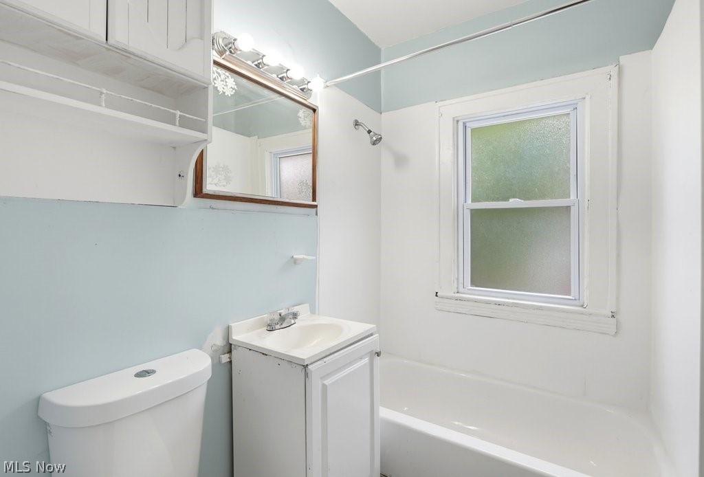 882 E 131st Street Cleveland OH 44108