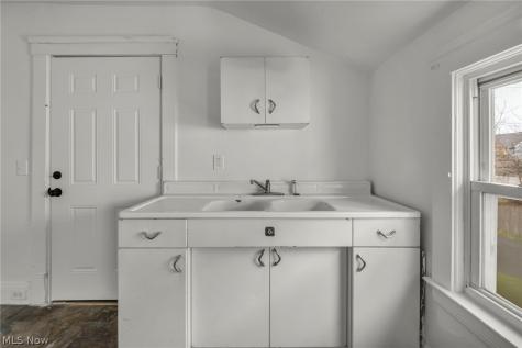 3134 W 88th Street Cleveland OH 44102