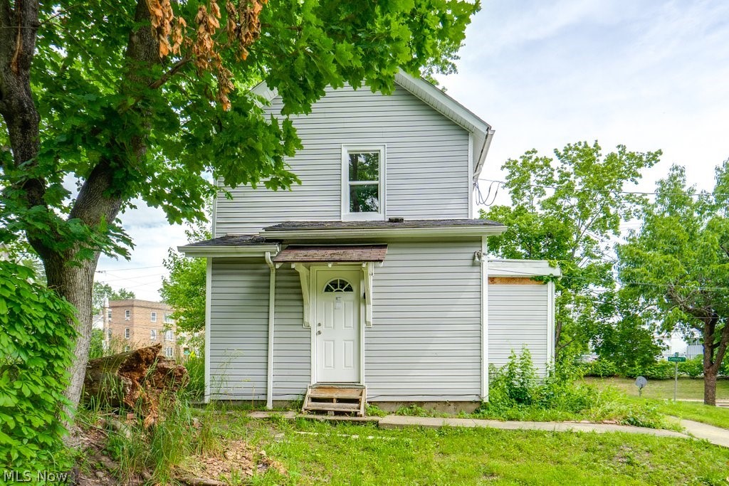 340 Crosby Street Akron OH 44303