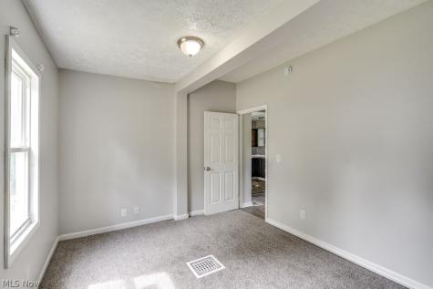 340 Crosby Street Akron OH 44303