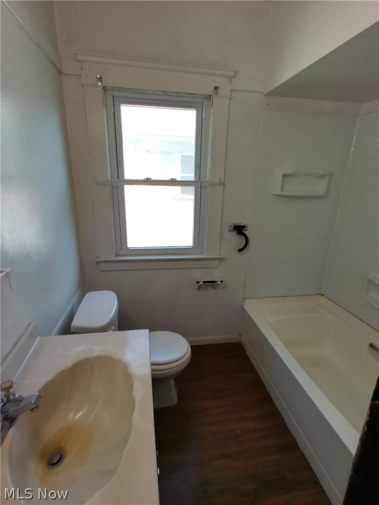 3282 W 94th Street Cleveland OH 44102