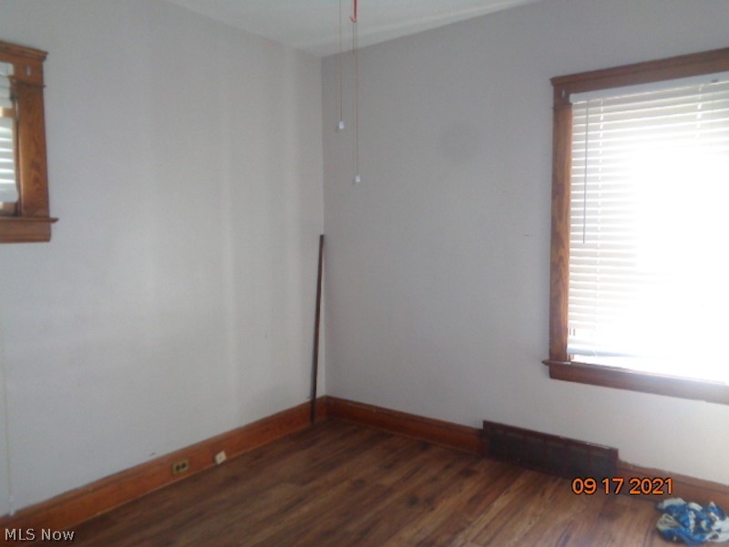 3282 W 94th Street Cleveland OH 44102