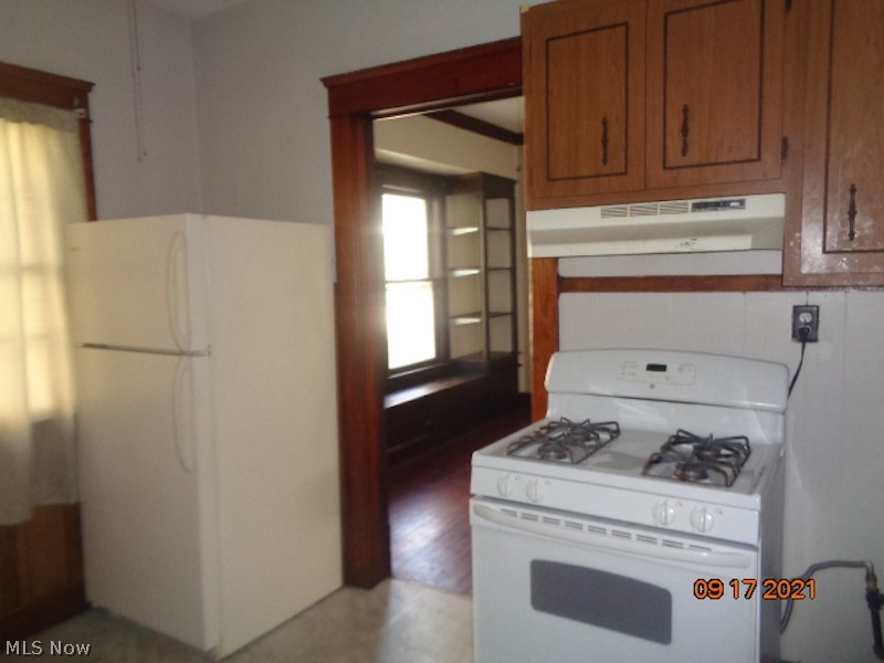 3282 W 94th Street Cleveland OH 44102