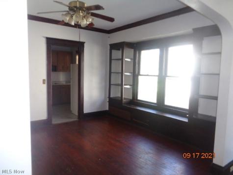 3282 W 94th Street Cleveland OH 44102
