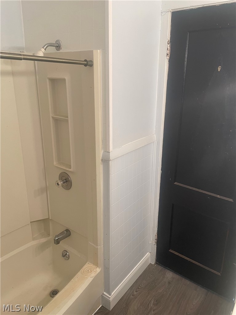 3282 W 94th Street Cleveland OH 44102