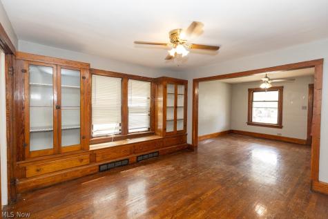 2700 Montclair Avenue Cleveland OH 44109