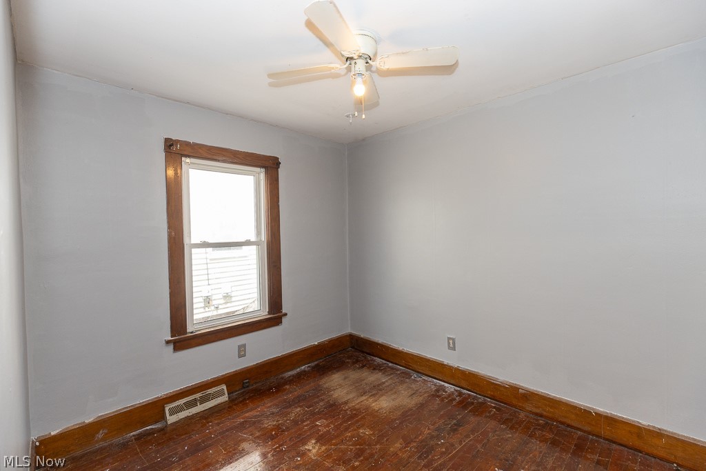 2700 Montclair Avenue Cleveland OH 44109