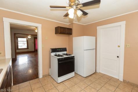 2700 Montclair Avenue Cleveland OH 44109