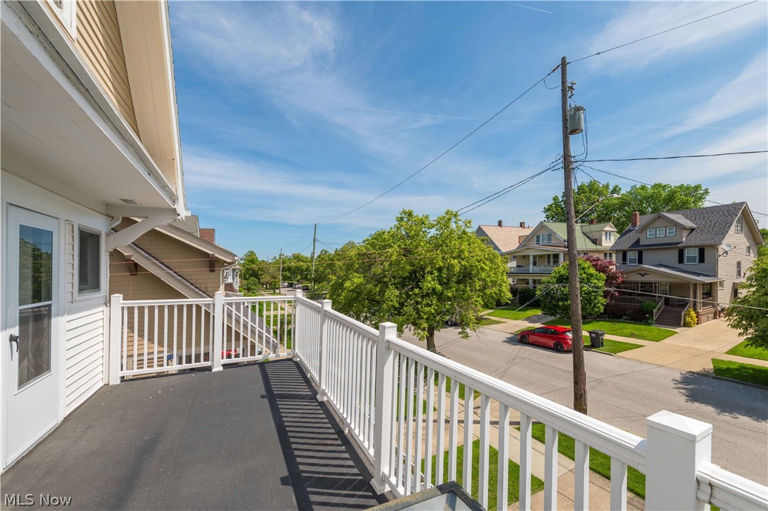 1296 Cook Avenue Lakewood OH 44107