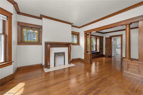 1296 Cook Avenue Lakewood OH 44107