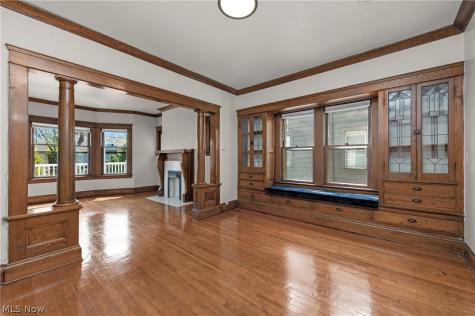 1296 Cook Avenue Lakewood OH 44107