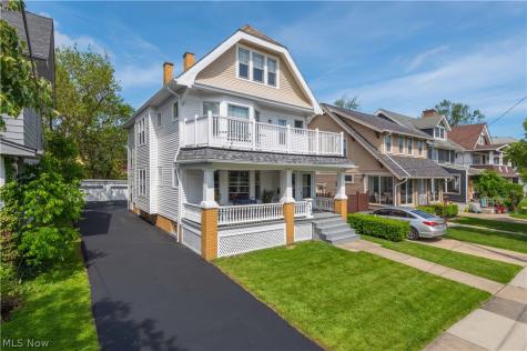 1296 Cook Avenue Lakewood OH 44107
